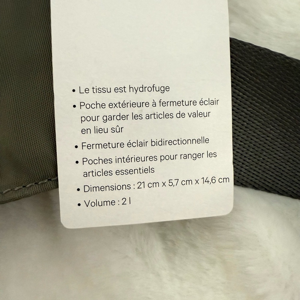 Lululemon athletica Olive Green Bag - Picture 9 of 12